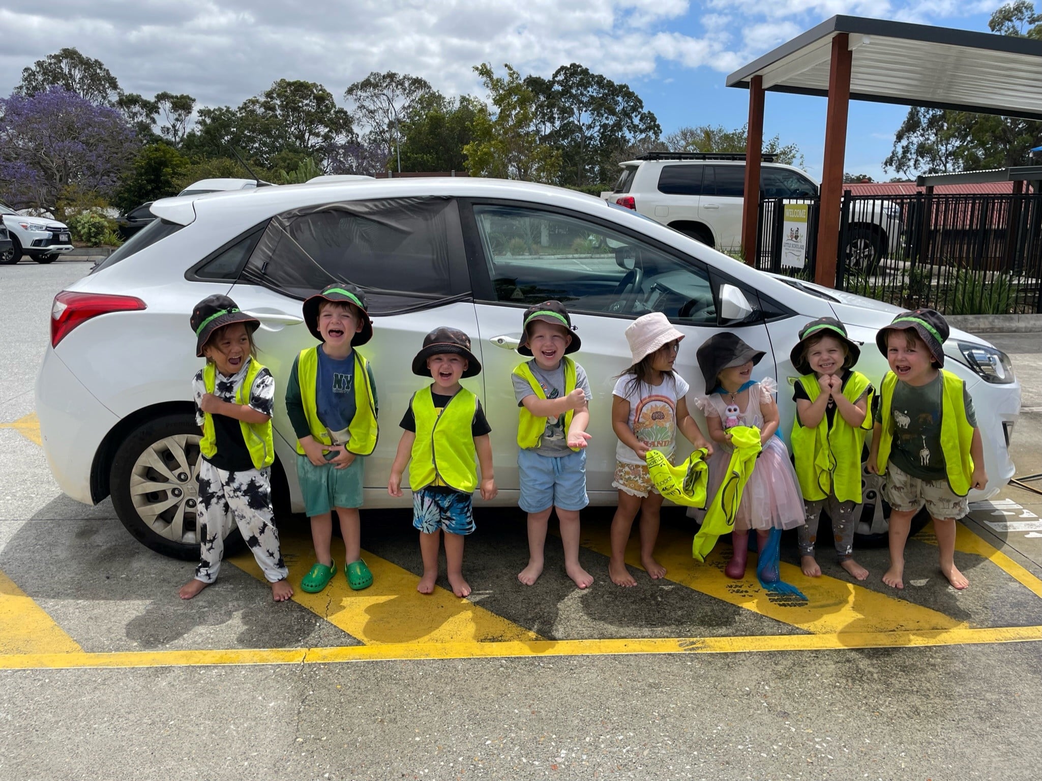 Little Scholars Kids Outdoor Hanging Out