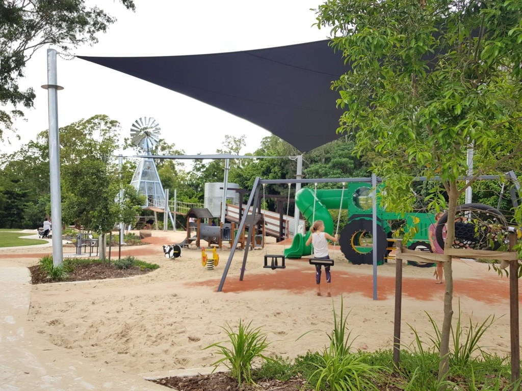 Country Paradise Parklands (2)